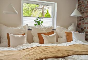 Ferienhaus Lausitz allows 18 year olds to book a room