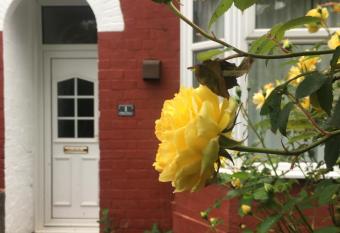 Rent a room in this peaceful house has Balcony rooms