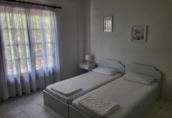              Studio        2            has Balcony rooms