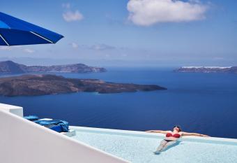 Alti Santorini Suites allows 18 year olds to book a room