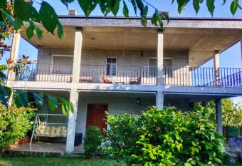 Finca Lama allows 18 year olds to book a room