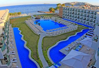 My Ella Bodrum Resort & Spa has Balcony rooms