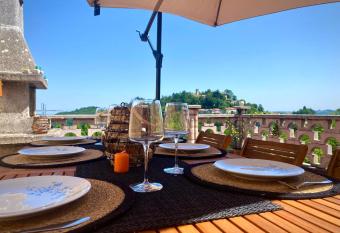 CASA BARBERA Terrazza sul Monferrato has Balcony rooms