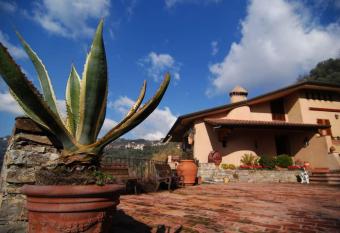 Conca di Sopra Home has Balcony rooms