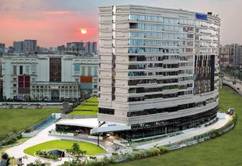 Novotel Kolkata Hotel and Residences allows 18 year olds to book a room