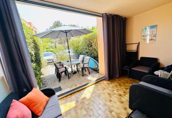 Appartement bord de mer has Balcony rooms