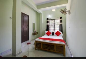 Mountain view homestay allows 18 year olds to book a room