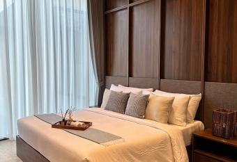 TANA Beach Villas allows 18 year olds to book a room