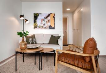 Bright two-room apartment near the centre has Balcony rooms