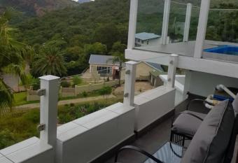 El Shadai Guest House & Spa Hartbeespoort has Balcony rooms