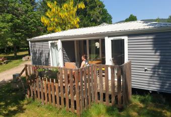 Camping Pr   Vologne allows 18 year olds to book a room