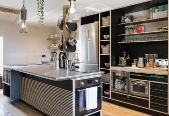 STAY LAGOM - Coastal Villa has Balcony rooms