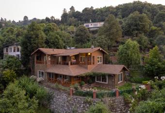 SaffronStays Plaksha, Mukteshwar has Balcony rooms