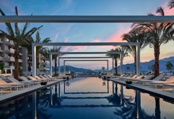 Regent Porto Montenegro has Balcony rooms