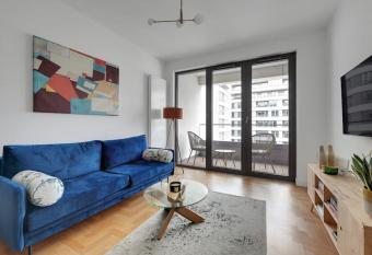 Apartament w Gdyni - Plac Unii by Grand Apartments allows 18 year olds to book a room