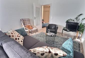 Superbe appartement avec 2 balcons has Balcony rooms