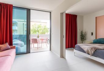 Aparthotel Zefiro has Balcony rooms