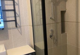 Entire Cosy Duplex Damansara allows 18 year olds to book a room