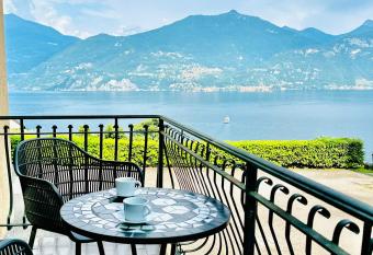 Agastache - by MyHomeInComo has Balcony rooms