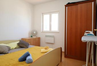 Apartman Stella has Balcony rooms