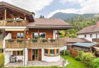 Alpblick Apartment Zugspitze has Balcony rooms