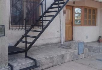 MIA & ZOE has rooms with a private hot tub