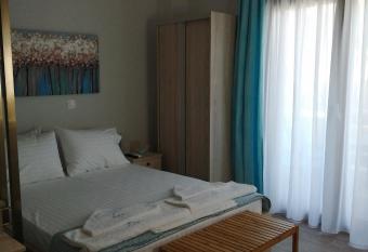 Perla studios has Balcony rooms