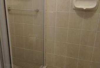 @@ La Ballito has rooms with a private hot tub