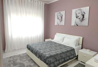 Appartamento Mari Mari has Balcony rooms