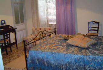 Vecchia Carrucola has Balcony rooms