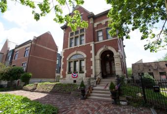 Mansion On The Mile B&B allows 18 year olds to book a room