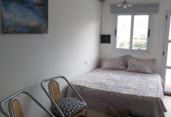 Lo de Justo-Norte has Balcony rooms