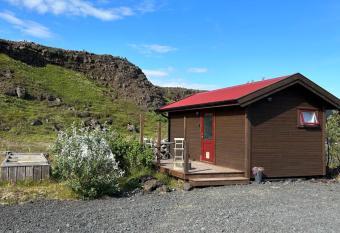 Hl    ar  s Guesthouse has Balcony rooms