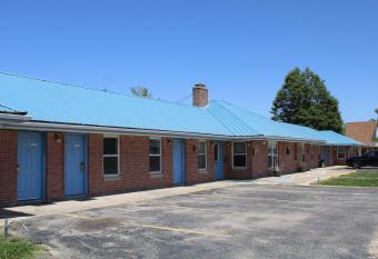 Sol Inn allows 18 year olds to book a room