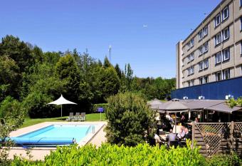 Novotel Eindhoven allows 18 year olds to book a room