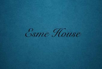 Esme House has Balcony rooms
