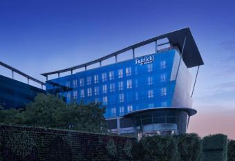 Fairfield by Marriott Agra allows 18 year olds to book a room