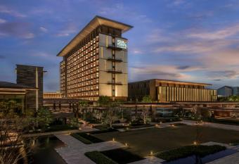 Four Points by Sheraton Guangzhou, Baiyun - Free shuttle bus between hotel and Exhibition Center during Canton Fair has Balcony rooms