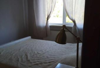 Studijas/ Atp  ta allows 18 year olds to book a room