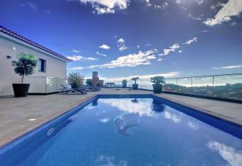 Casa Susan C by MHM has Balcony rooms