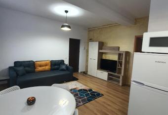 Mountain Retreat has Balcony rooms