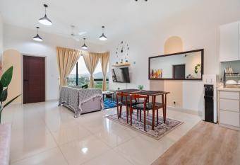 Medic Homestay Selayang Residence 280 has Balcony rooms