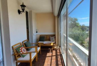 Spacious T4 with sea and Esterel views has Balcony rooms