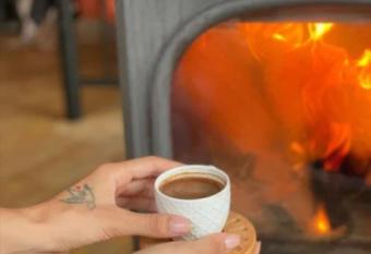   stanbuldere Glamping allows 18 year olds to book a room