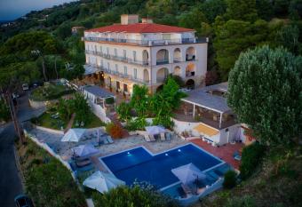 Hotel Garden Riviera has Balcony rooms