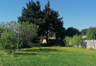 Villa KPS has rooms with a private hot tub