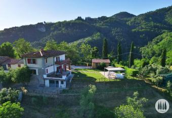 Agriturismo Irto Colle has Balcony rooms