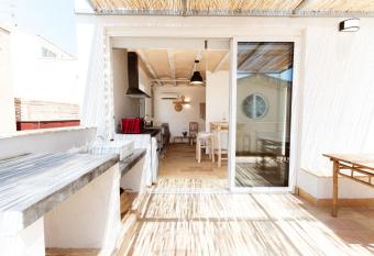 Loft Alguer II con terraza, barbacoa y chimenea has Balcony rooms
