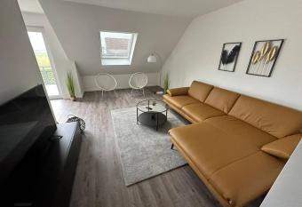 Moderne Maisonette-Wohnung has Balcony rooms