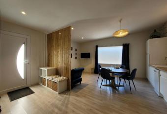 Les 3 Bulles has Balcony rooms